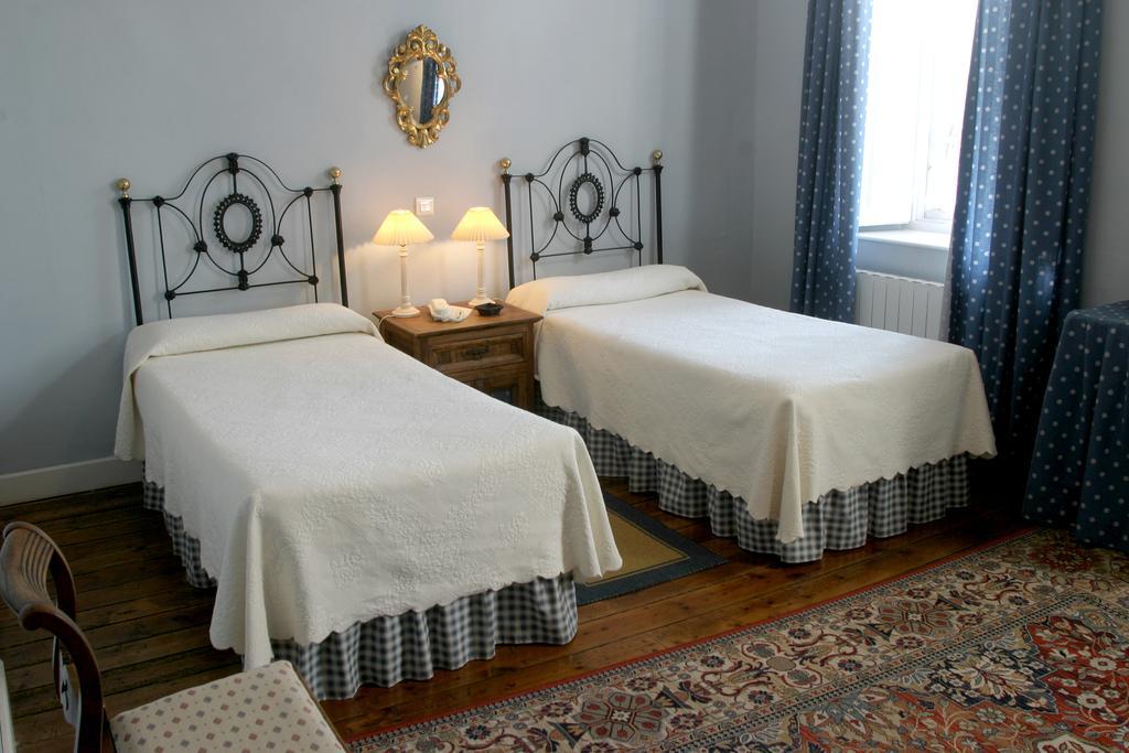 Hotel Casona El Arral Lierganes Room photo